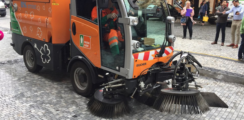 Uklízecí vůz na elektřinu Praha