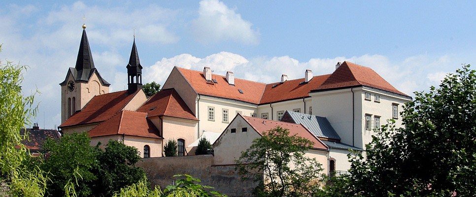 Chvalský zámek