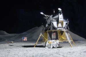 Kosmický modul Eagle k vidění v pražském planetáriu