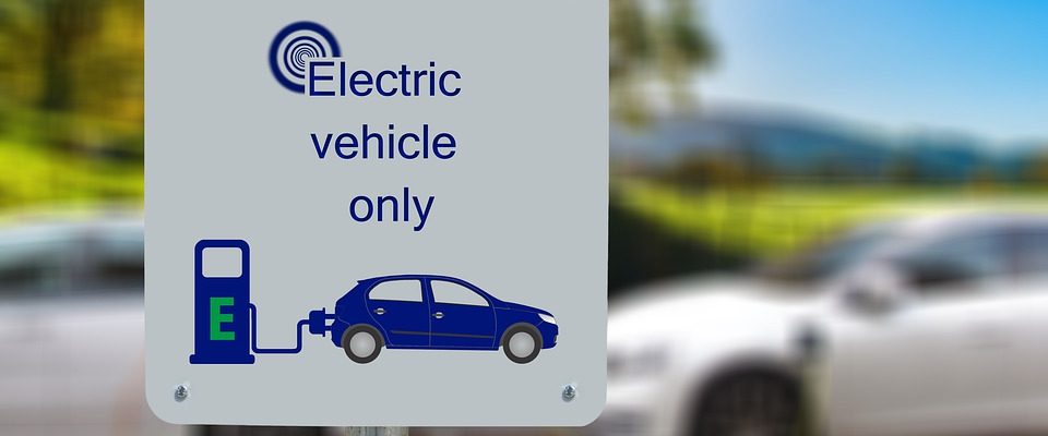 Praha má k dispozici nové elektromobily. K čemu budou sloužit?