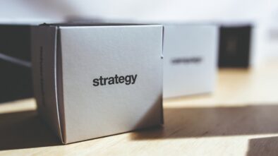 Reklama, která se vyplatí: jak propojit online a offline marketing
