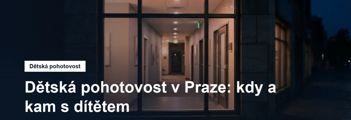 Rozsvícené okno ordinace za tmy