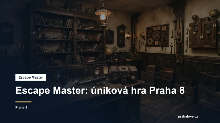 Interiér únikové hry se zámky a starým nábytkem