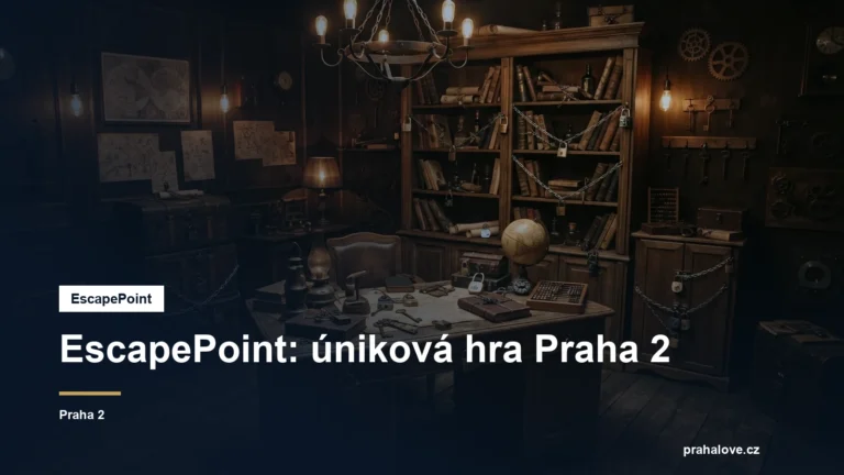 Interiér únikové hry se zámky a starým nábytkem