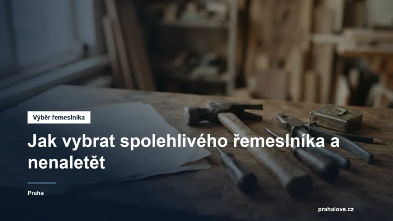 Řemeslnické nářadí a smlouva na stole