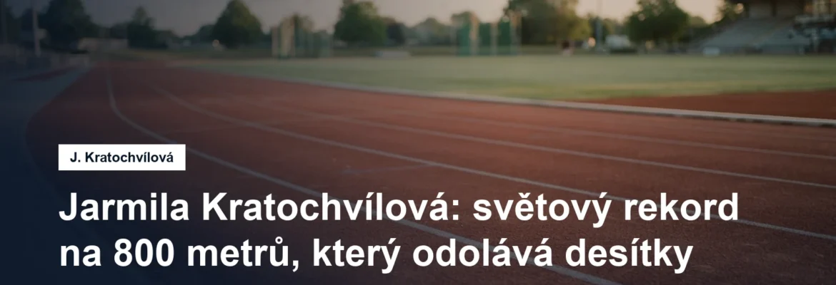Atletická dráha za ranního světla