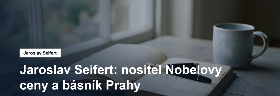 Sbírka poezie a pero na stole u okna