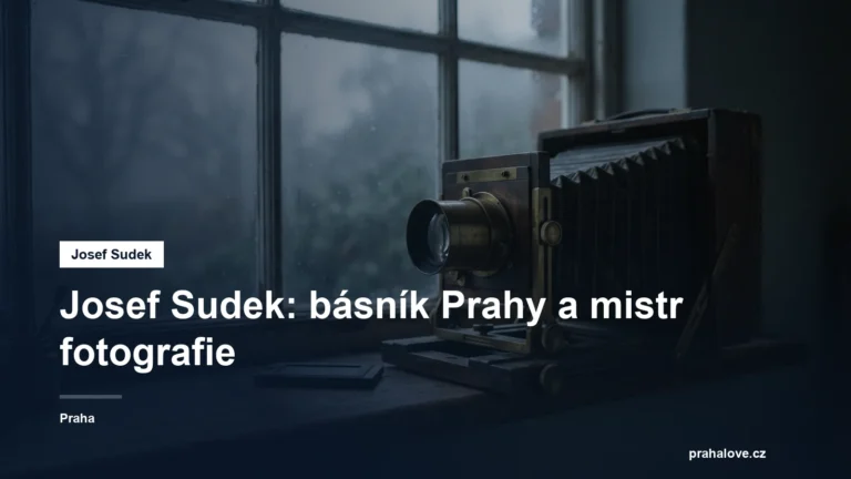 Starý fotoaparát a světlo z okna na stole