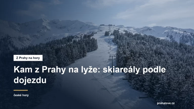 Sjezdovka s lanovkou v zasněžené horské krajině