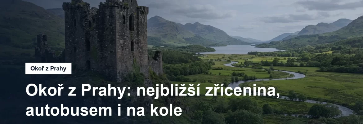 Zřícenina hradu na skalnatém pahorku nad údolím potoka