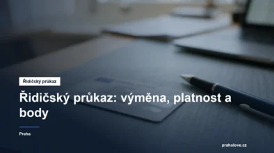 Řidičský průkaz položený na úředním stole