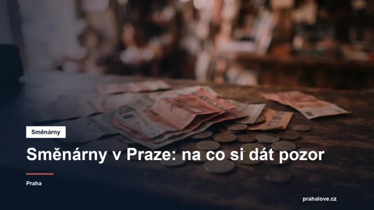 Bankovky různých měn a mince na pultu