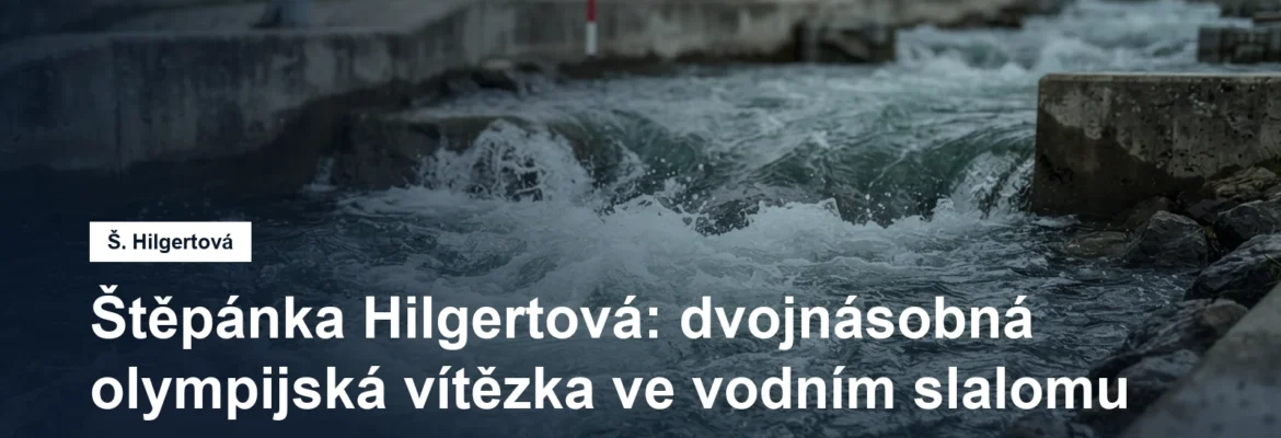 Zpěněná divoká voda na slalomovém kanálu