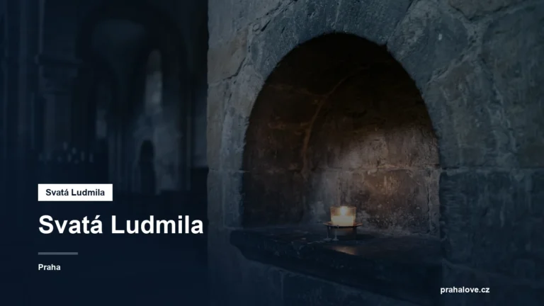Románská bazilika a svíce