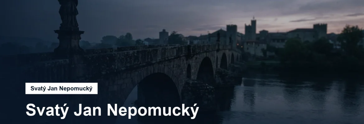 Kamenný most nad řekou za soumraku