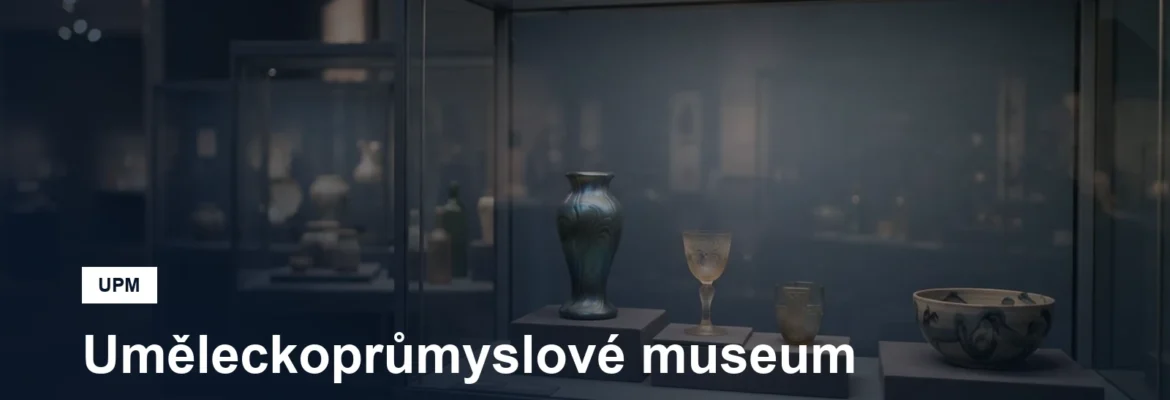 Vitríny se sklem a užitým uměním