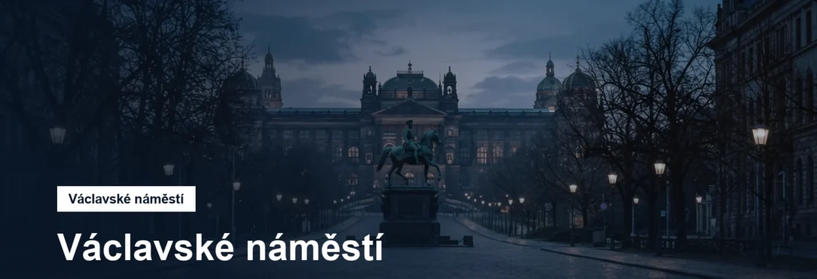 Bulvár se sochou a muzeem v čele