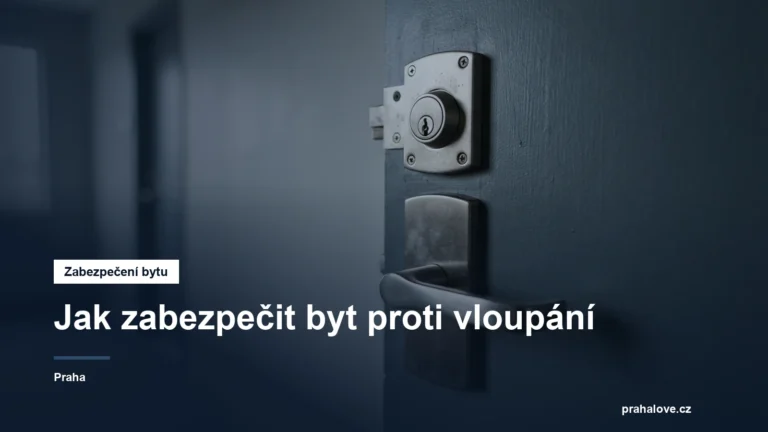 Bezpečnostní zámek a kování na vstupních dveřích