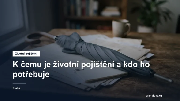Deštník chránící rodinné dokumenty na stole