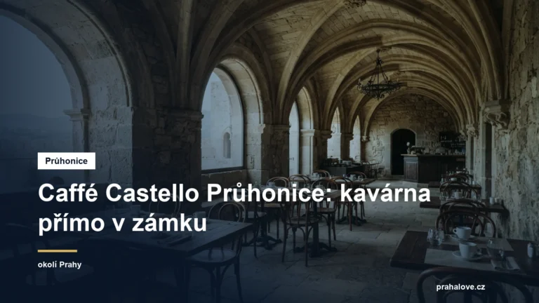 Kavárna v klenutých prostorách zámku