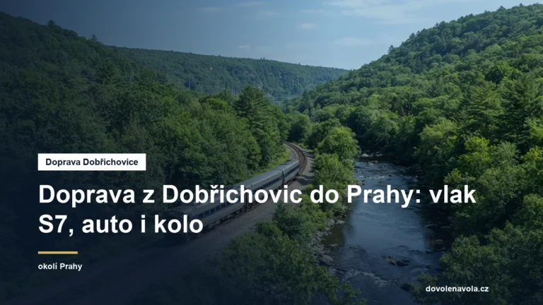 Vlak v údolí řeky