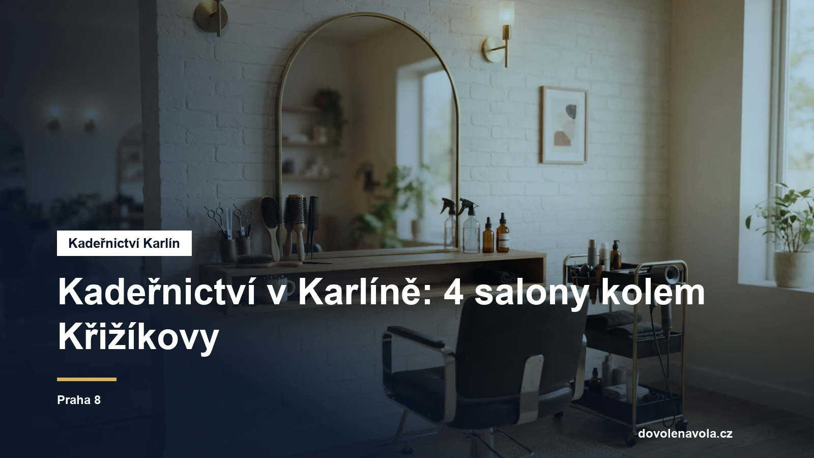 Pracoviště kadeřníka se zrcadlem