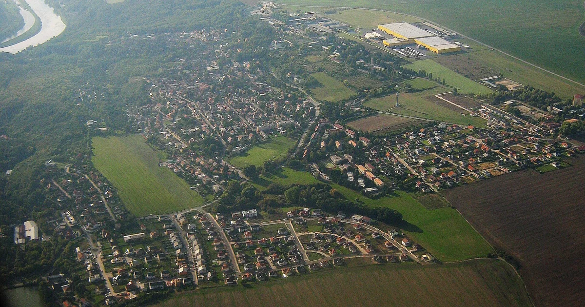 Klecany z letadla