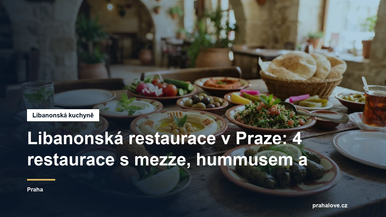 Libanonské mezze s hummusem, tabbouleh a falafelem