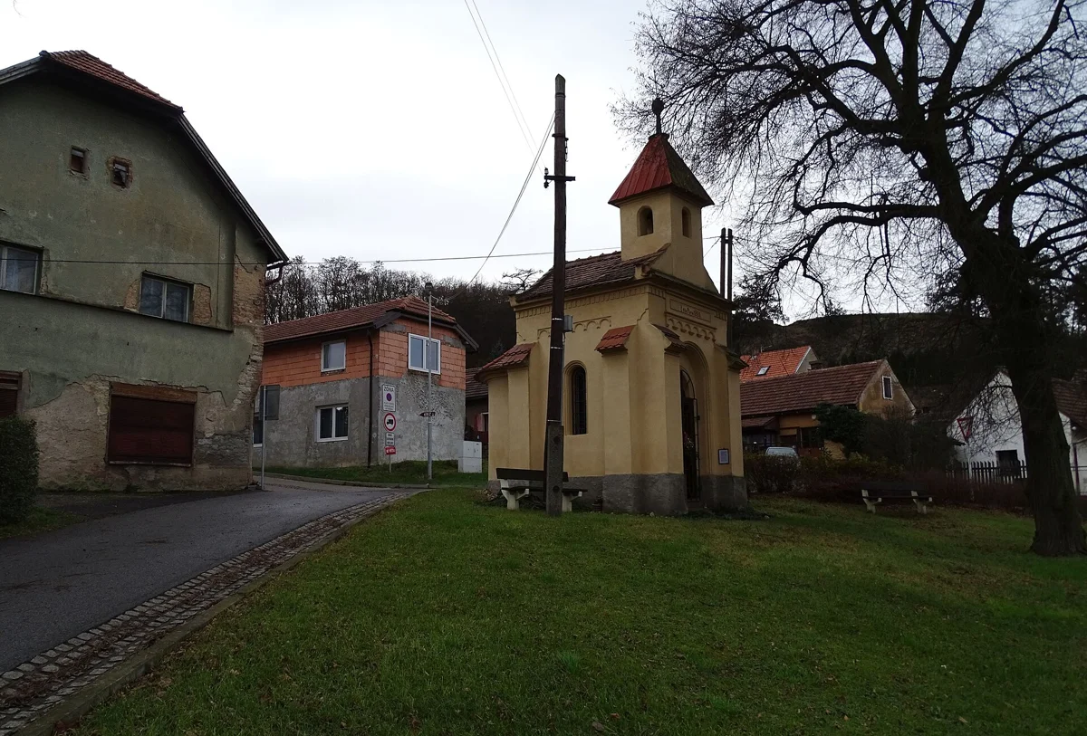 Kaple sv. Gotharda ve Velkých Přílepech