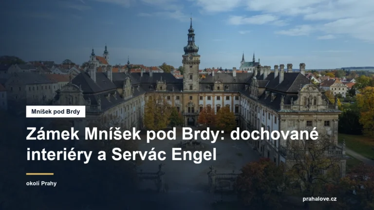 Barokní zámek s nádvořím