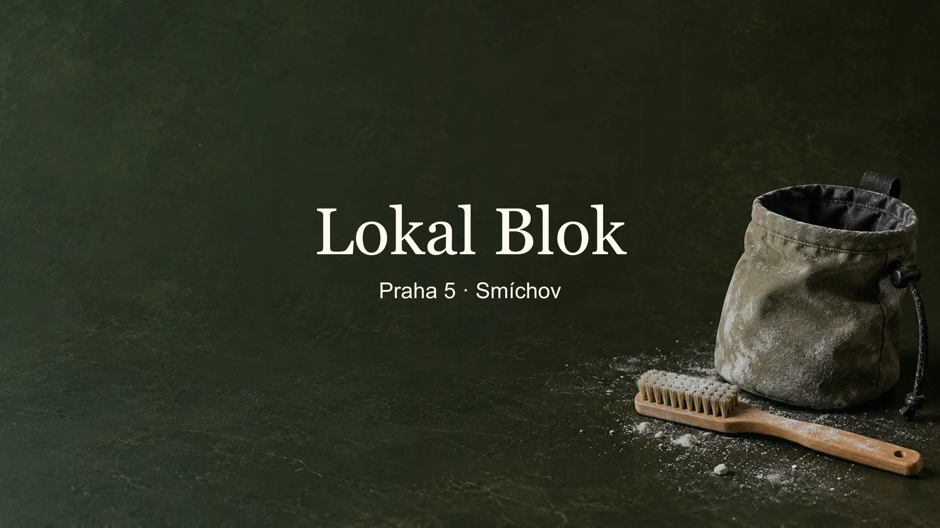 Tematické zátiší lezeckých pomůcek s titulkem Lokal Blok, Praha 5 · Smíchov